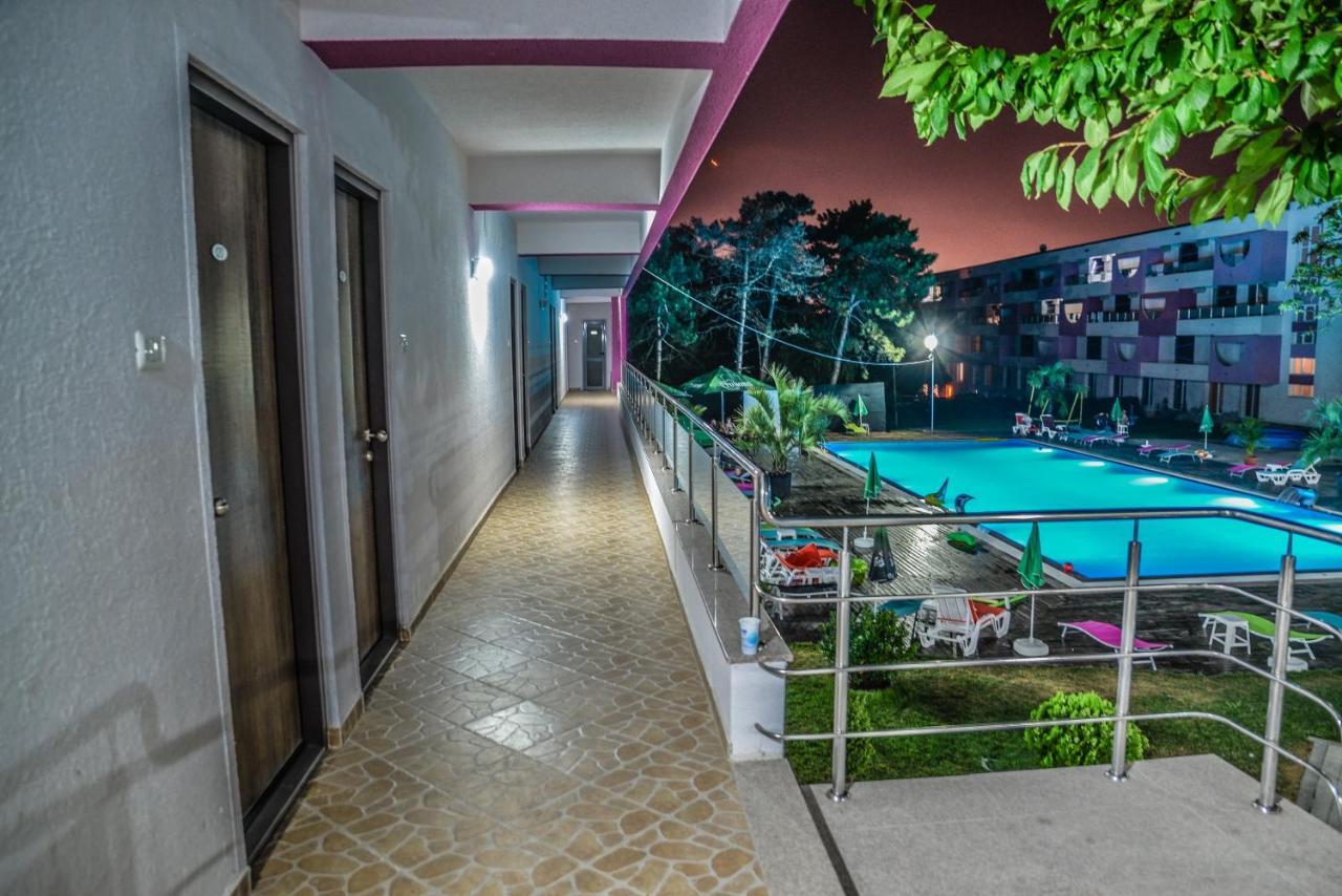 Hotel Ammon Venus Exterior foto